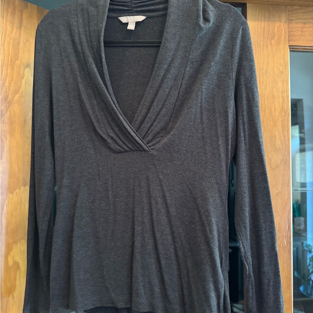 Banana Republic Dark Gray Knit V-Neck Top